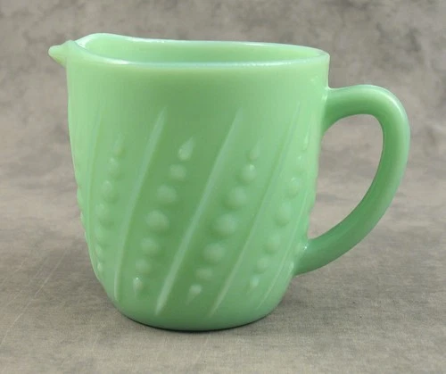 VINTAGE JADEITE GREEN GLASS HOBNAIL BEAD & BAR MILK PITCHER  4.5" 20 ounce