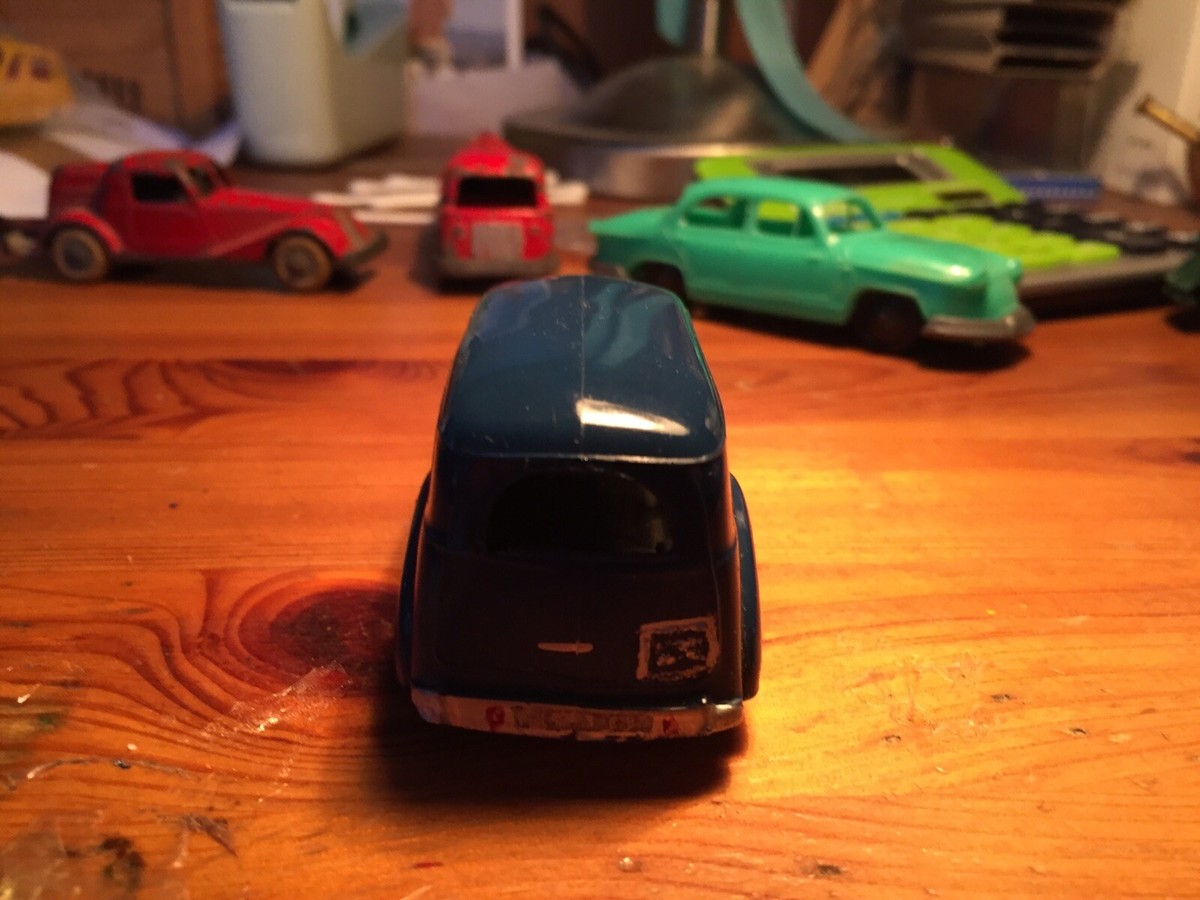 Peugeot 203 Commerciale – Minialuxe 1/43 (occasion)