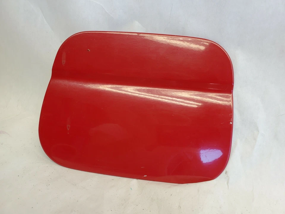 1998 1999 Subaru Legacy Outback Wagon Fuel Lid Gas Tank Filler Door - RED - Imagem 2 de 4