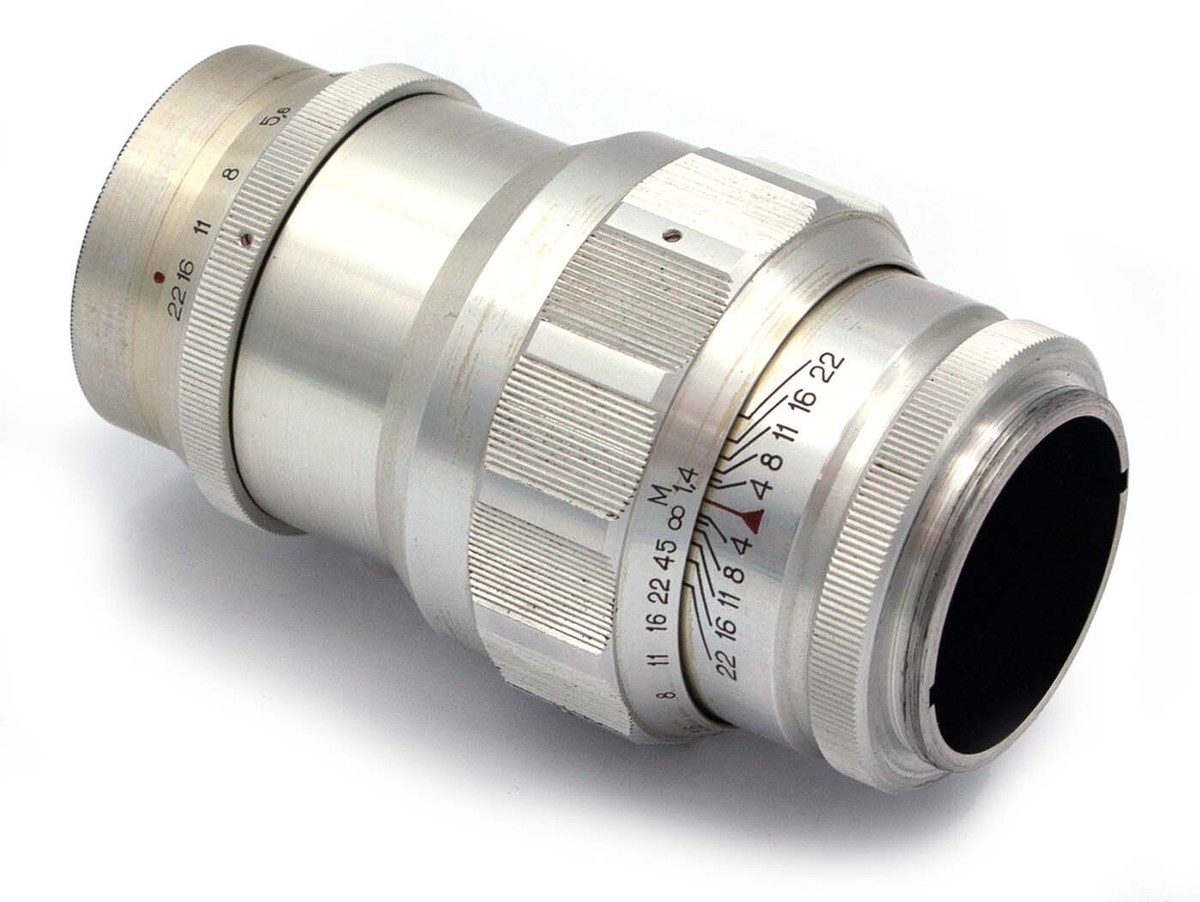 Soviet JUPITER-11 4/135mm KOMZ lens for Zenit M39 SLR