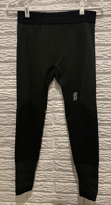 Second Skin Men's Medium Cropped Leggings Black Cross Train Athletic Compression