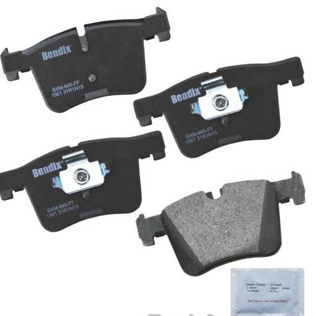 Copper Free Front Brake Pad Set 34106799801 BMW F30 F31 F33 F34 320i