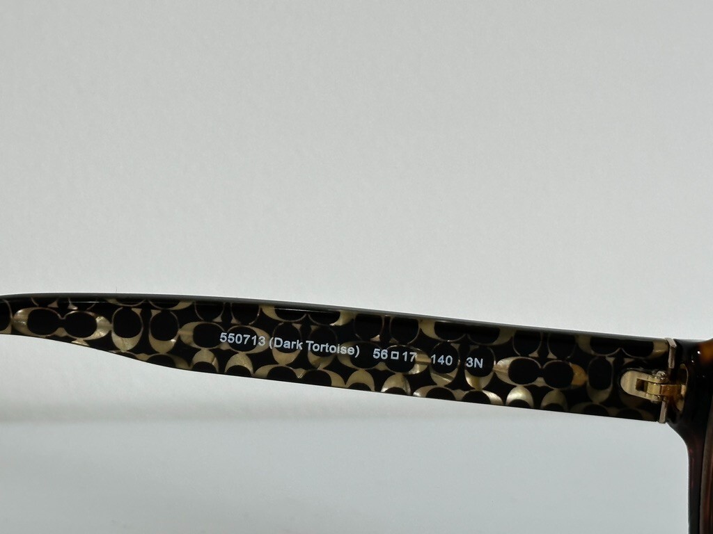 Coach HC 8232 L1010 550713 Square Dark Tortoise Sunglasses  display picture 1