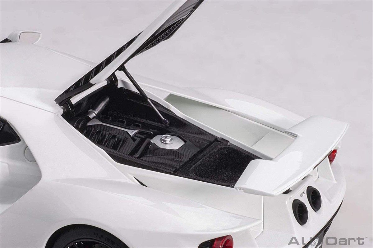 AUTOart 1/18 Ford GT 2017 White Finished Product | eBay