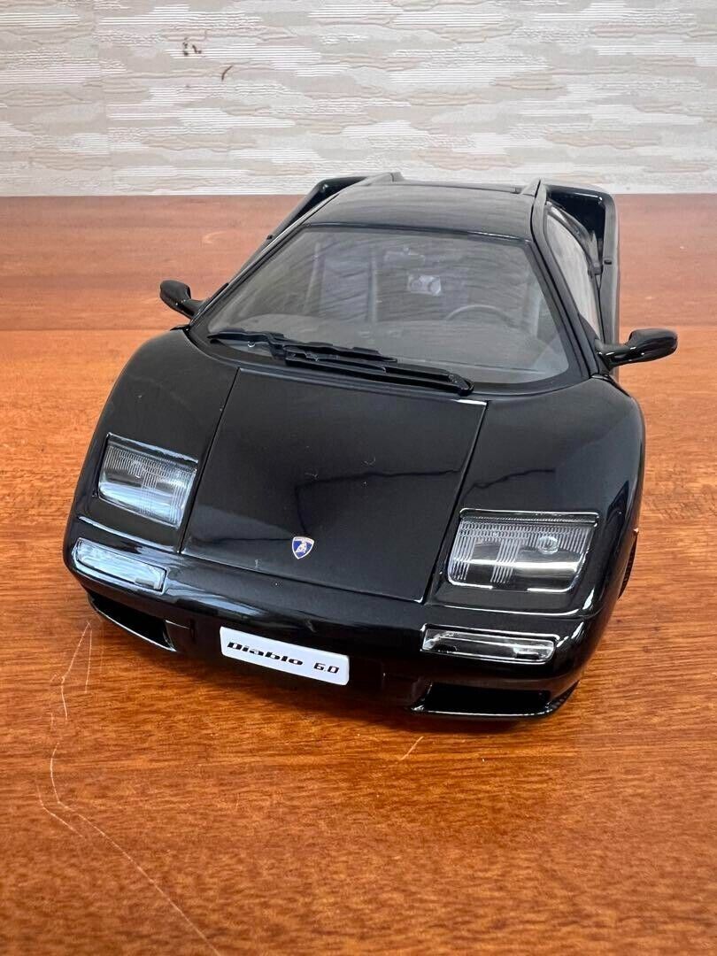 1/18 AUTOart Lamborghini Diablo 6.0 Black w/ Case From Japan 1/18 AUTOart Lamborghini Diablo 6.0 Black w/ Case From Japan