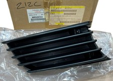Genuine Mitsubishi Mr520741 Drivers Side Fog Lamp Bezel 2002-2003 Galant Nos