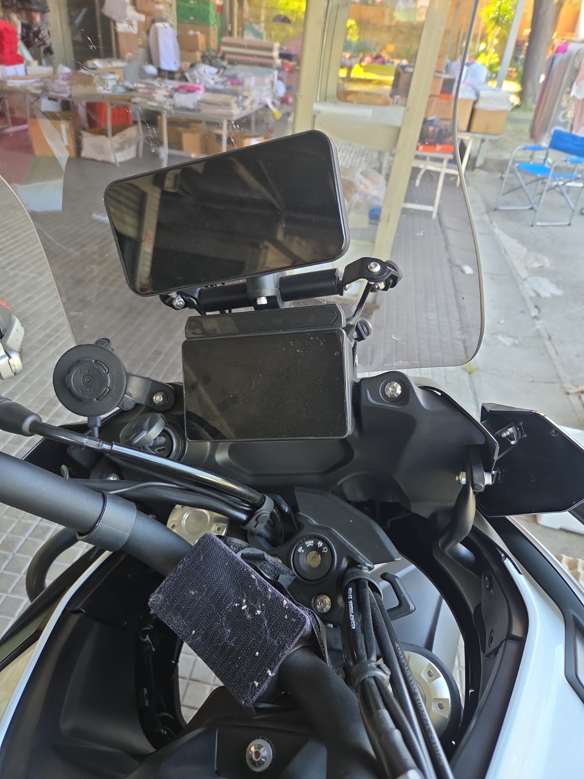 Benelli trk 702 stradale foto 5