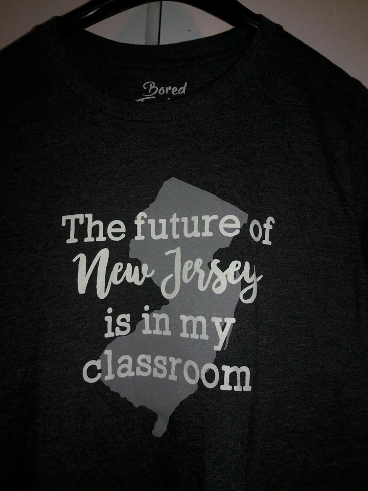 BORED TEACHS El Futuro de NUEVA CAMISETA ESTÁ EN MI AULA TALLA S Foto 2 de 3