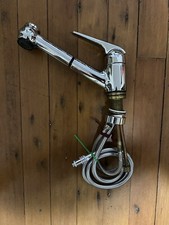 gourmet Single Hole Kitchen Faucet w/ Pull-out Spray