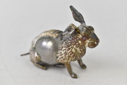 Vintage tape measure rabbit shaped with wind up tail 1940s brass & celluloid - Photo 1/10