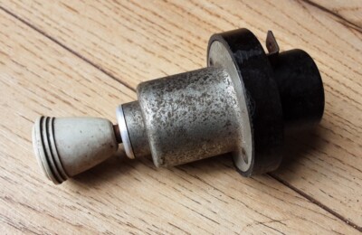 NOS VW bug headlight switch Käfer 111941531C Lightswitch Dickholmer 60-64 bug