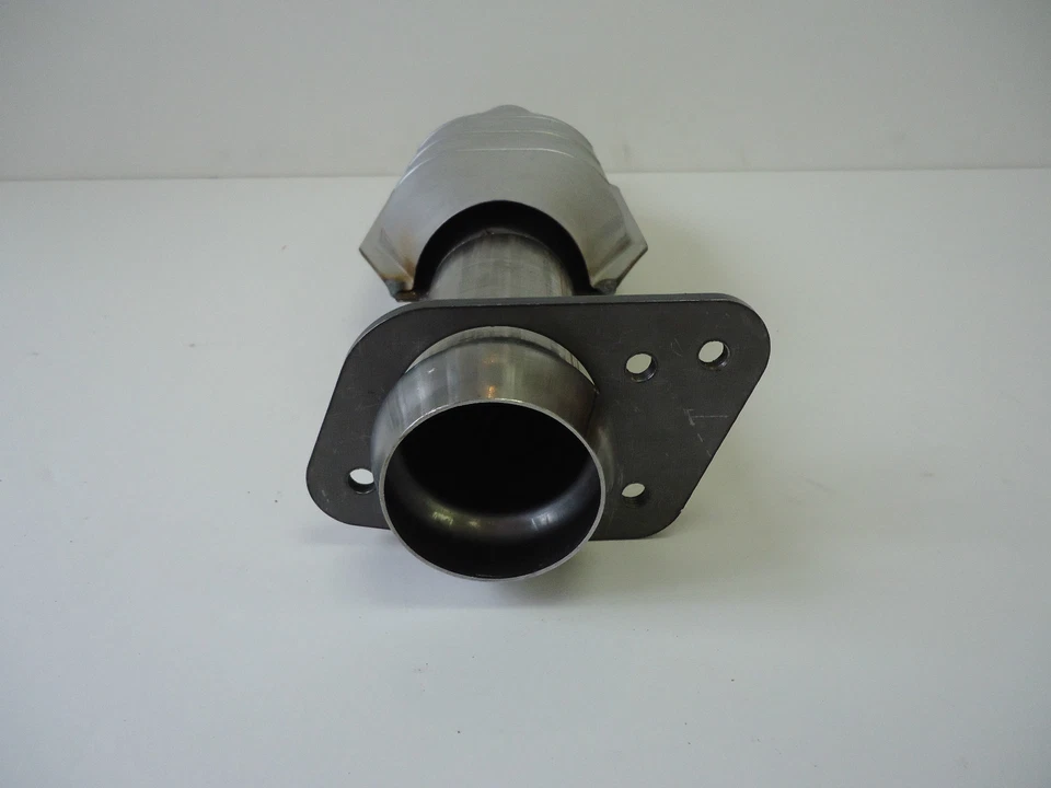 1993 1994 1995 Chevrolet Camaro 3.4L V6 Catalytic Converter - Image 2 of 3