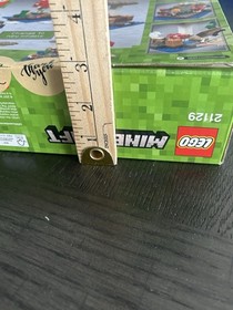 LEGO Minecraft: The Mushroom Island (21129). Pre Owned Complete With Manual