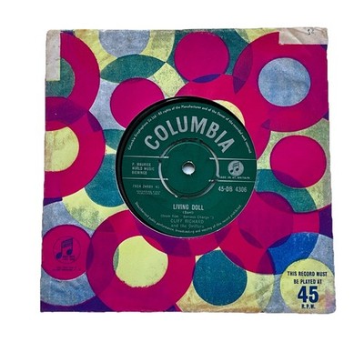 E571, Living Doll, Cliff Richard, 7''Single, Excellent Condition.