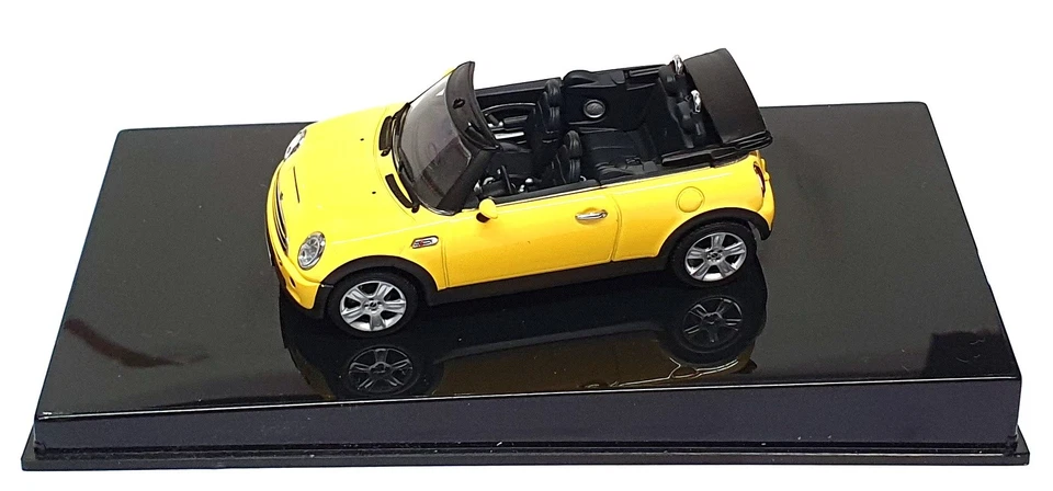 Autoart 1/43 Scale Diecast 54851 - Mini Cooper S Cabriolet - Yellow - Image 4 of 4