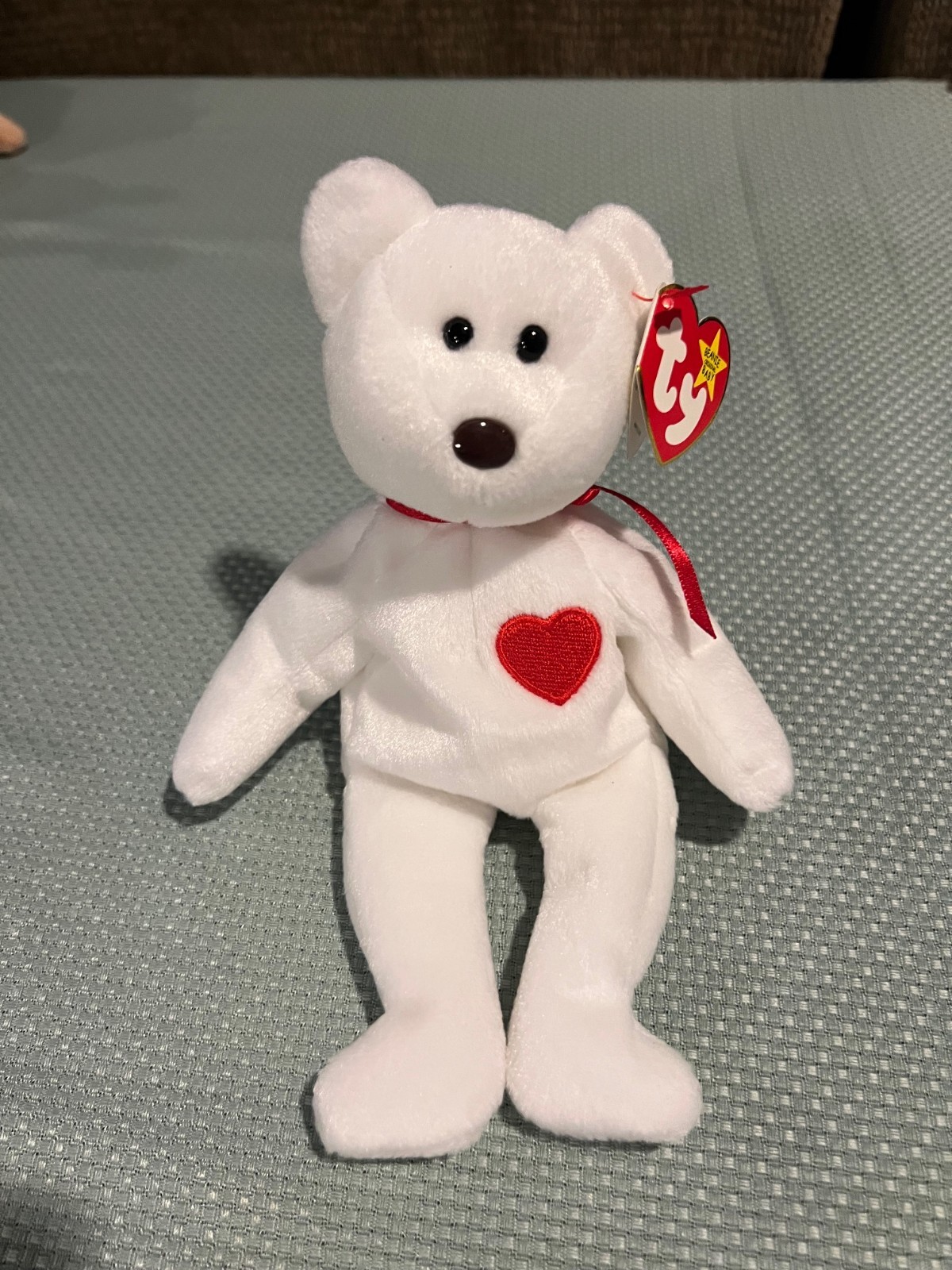 Ty Beanie Babies “Valentino” the White Teddy Bear w/ Heart  1994