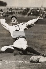 TY COBB SLIDING INTO BASE BASEBALL DETROIT TIGERS 1910 4X6 PHOTO