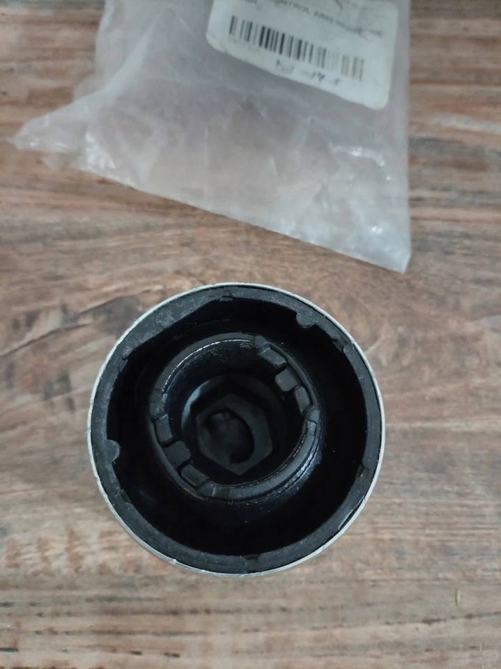 FRONT CONTROL ARM WISHBONE BUSH FOR BMW E39 MINI R55 R50 R53 R52 R56 R57 R58 R59 - Image 3 of 4