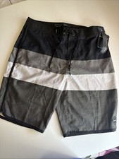 Brand New With Tags O  Neill board Shorts Men/Teenage
