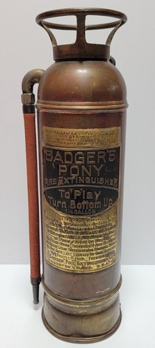 ANTIQUE BADGER'S FIRE EXTINGUISHER Copper Body-Embossing Brass Plate