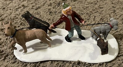 Lemax Carole Towne 2007 Christmas Village Dog Walker Figurine Walking 4 Dogs