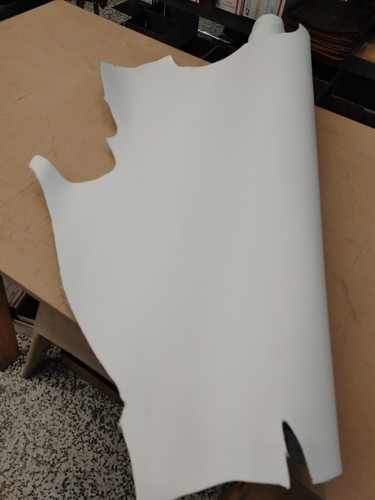 Veg Tanned Leather Shoulder 4-6 TO 16-18 SQFT 8-9 oz.(3.2-3.6mm)Thick Cowhide... - Picture 3 of 4