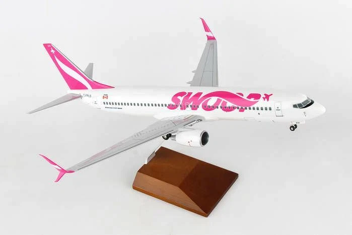 SKR8273 Skymarks Supreme Swoop 737-800 1:100 W:Wood Stand & Gear Model Airplane