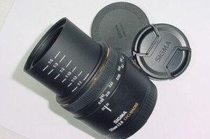 Sigma 50mm F/2.8 DG Macro EX Auto Focus Lens For Sony A-Mount - Mint