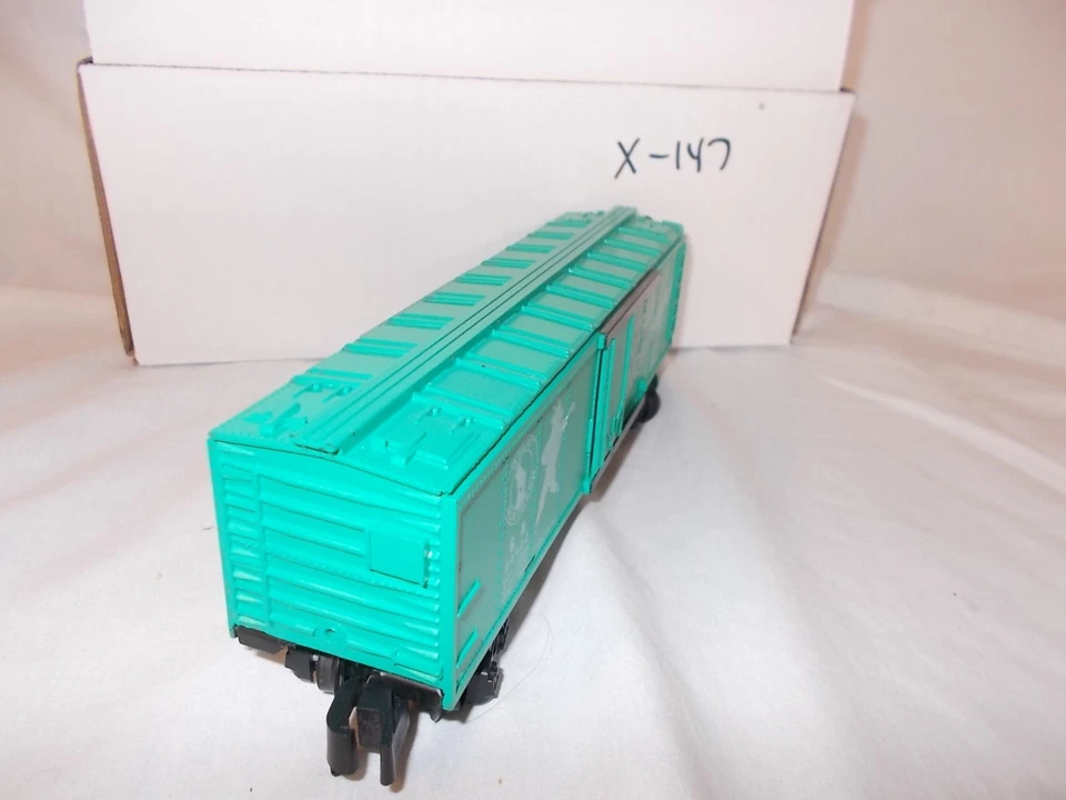 AMERICAN FLYER 24422 GREAT NORTHERN BOX CAR WITH RARE SLIDING DOOR LOT #X-147 - Image 3 of 4