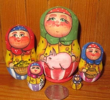 SMALL Matryoshka Babushka & Pig 5 Russian NESTING dolls hand painted MATT signed