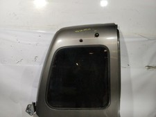 Porte arrière et accessoires Nissan SERENA