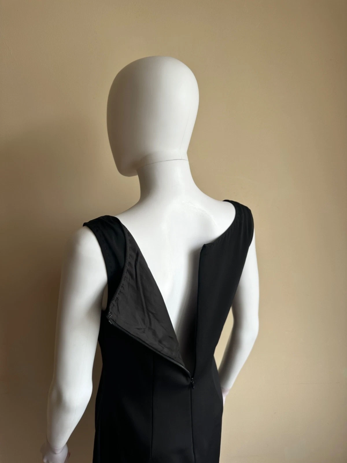 Moschino abito nero economico e chic USA10