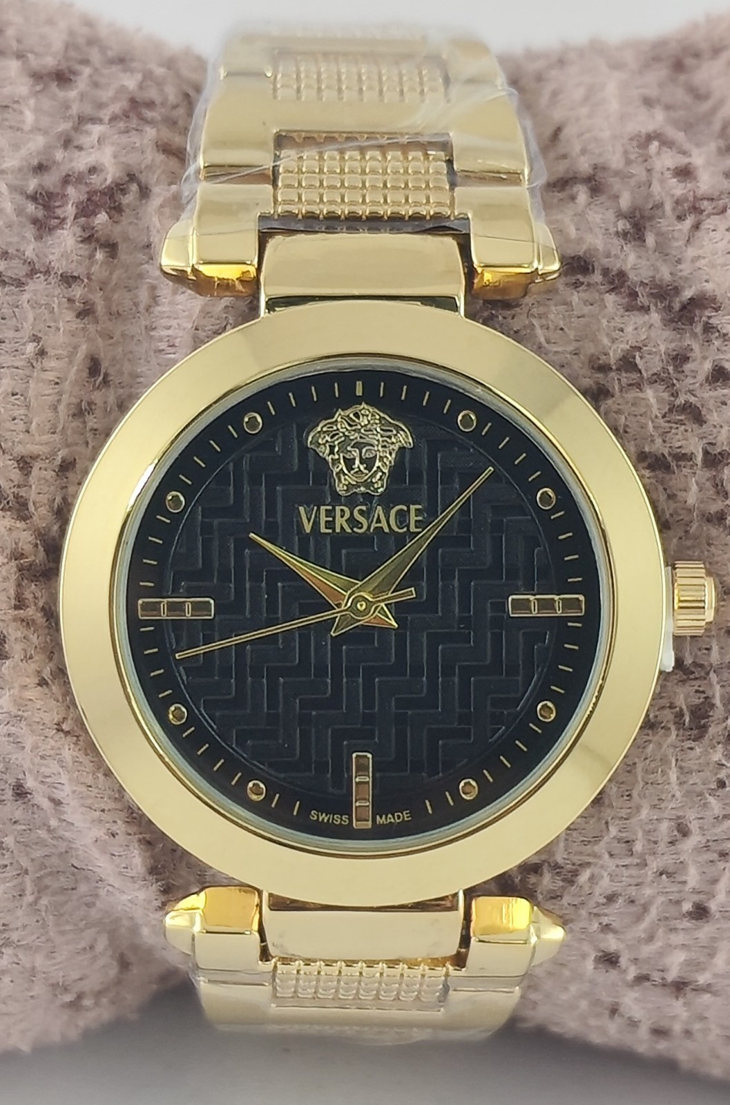 Luxury Versace Quartz Black Dial GP Case Women Watch Steel Band "Stay Punctual"