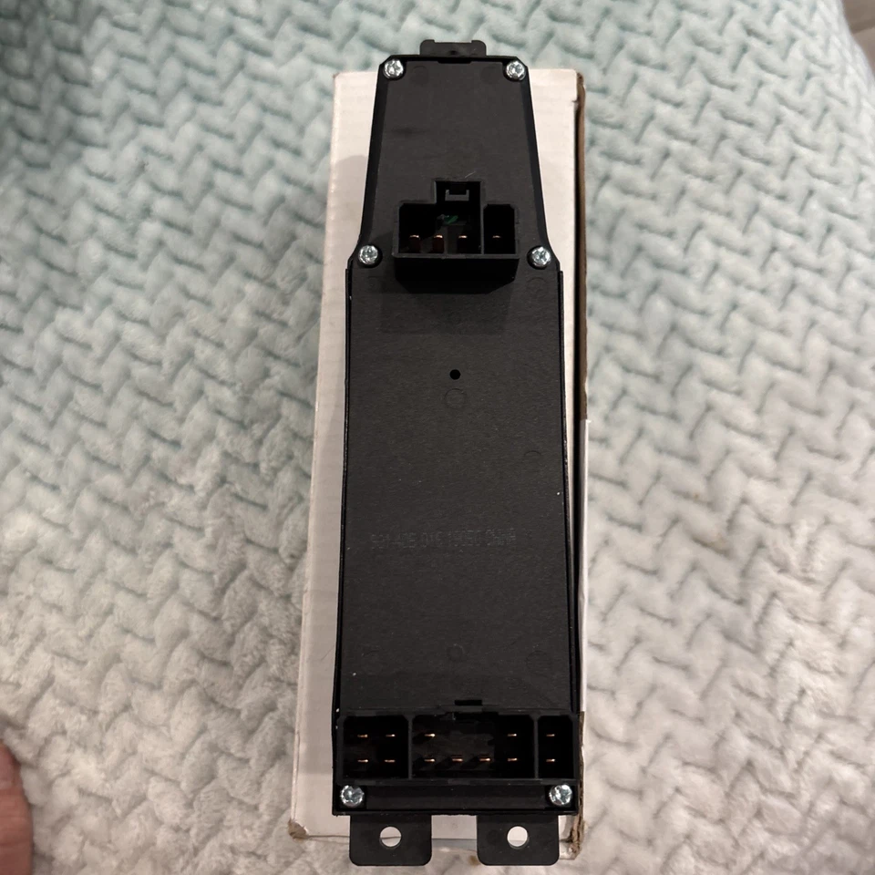 Interruptor de ventana de puerta Dorman 901-405 para Jeep Cherokee 2001 1997 1998 1999 2000 Foto 3 de 4