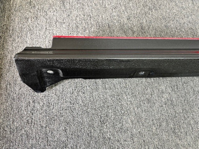 (LOCAL PICKUP)'20-Present Ferrari SF90/Stradale: LH Driver Underdoor Trim/Carbon