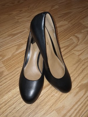 Clarks ''Brier Dolly'' Heels. Black. Leather. Women's 8M