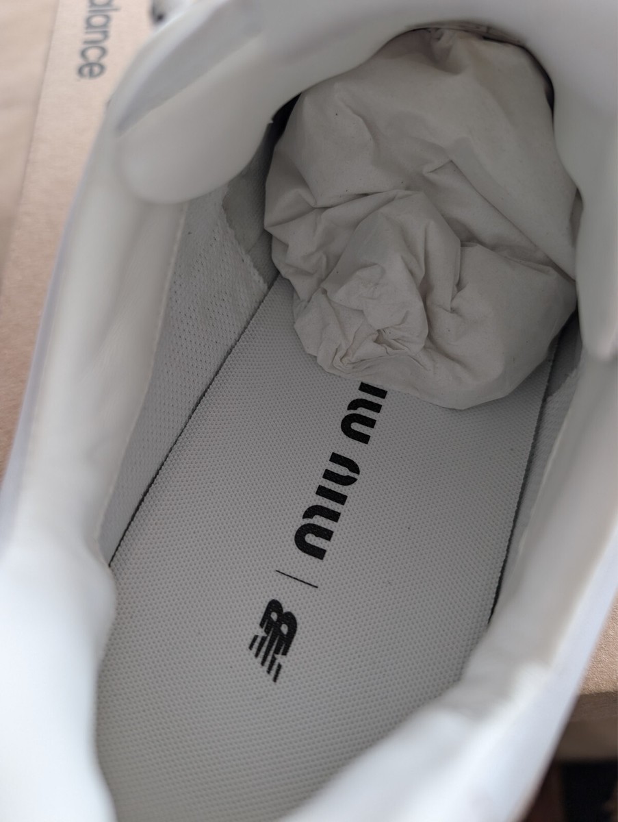 RARE Auth NWT Miu Miu x New Balance 530 - Size 43 White RARE Auth NWT Miu Miu x New Balance 530 - Size 43 White