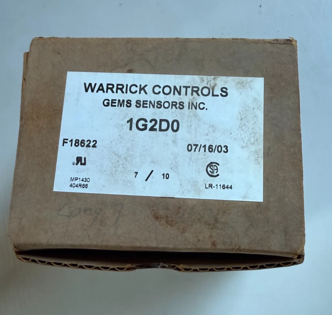 GEMS 26B2A0F-06 GEMS WARRICK LEVEL CONTROLLER, 10KOHM SENS. 240VAC, W/O