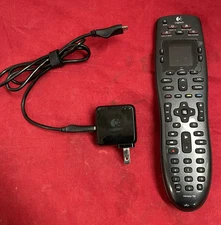 Logitech Harmony 700 Rechargeable Remote with Color Screen (Black)