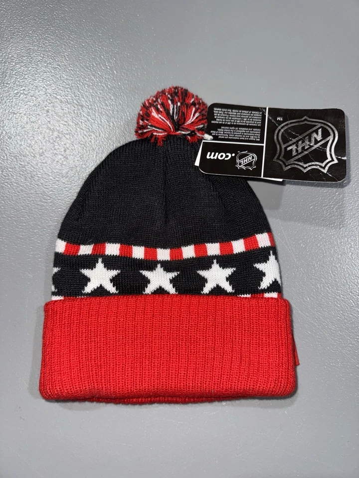 Kids Detroit Red Wings Reebok Team Stars and Stripes Cuffed Knit Pom Hat NWT - Image 2 of 2