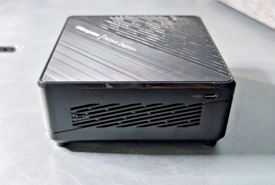 PC NUC SiComputer Activa Zepto+ Intel i5-10210U 1.60 GHz 8GB RAM 512 SSD - Immagine 3 di 4