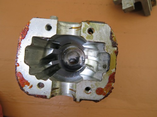 McCulloch Mac 3200 Chainsaw OEM Cylinder - Picture 8 of 10