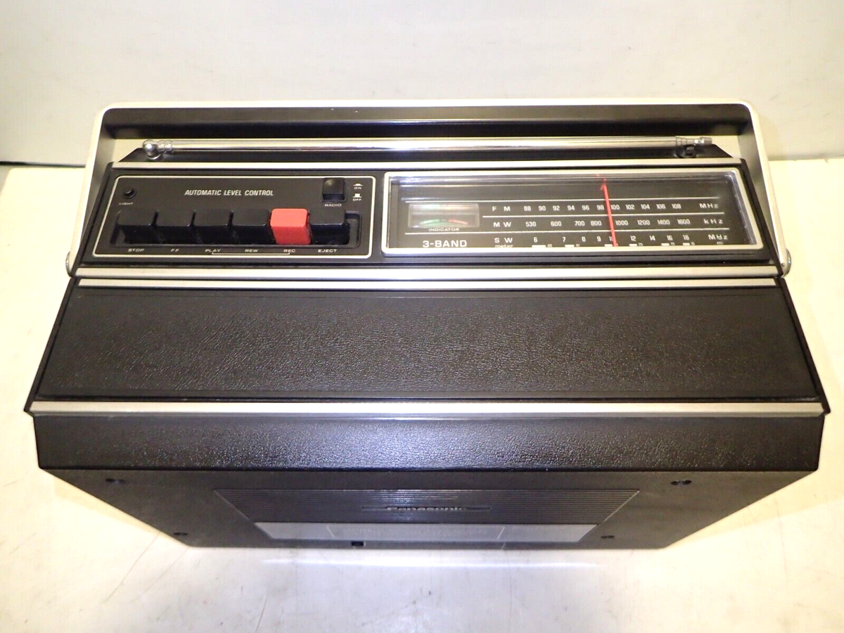 ポータブルプレーヤー National 3 Band Radio Cassette Recorder National Panasonic R-30301 3-Band Radio Stereo Cassette