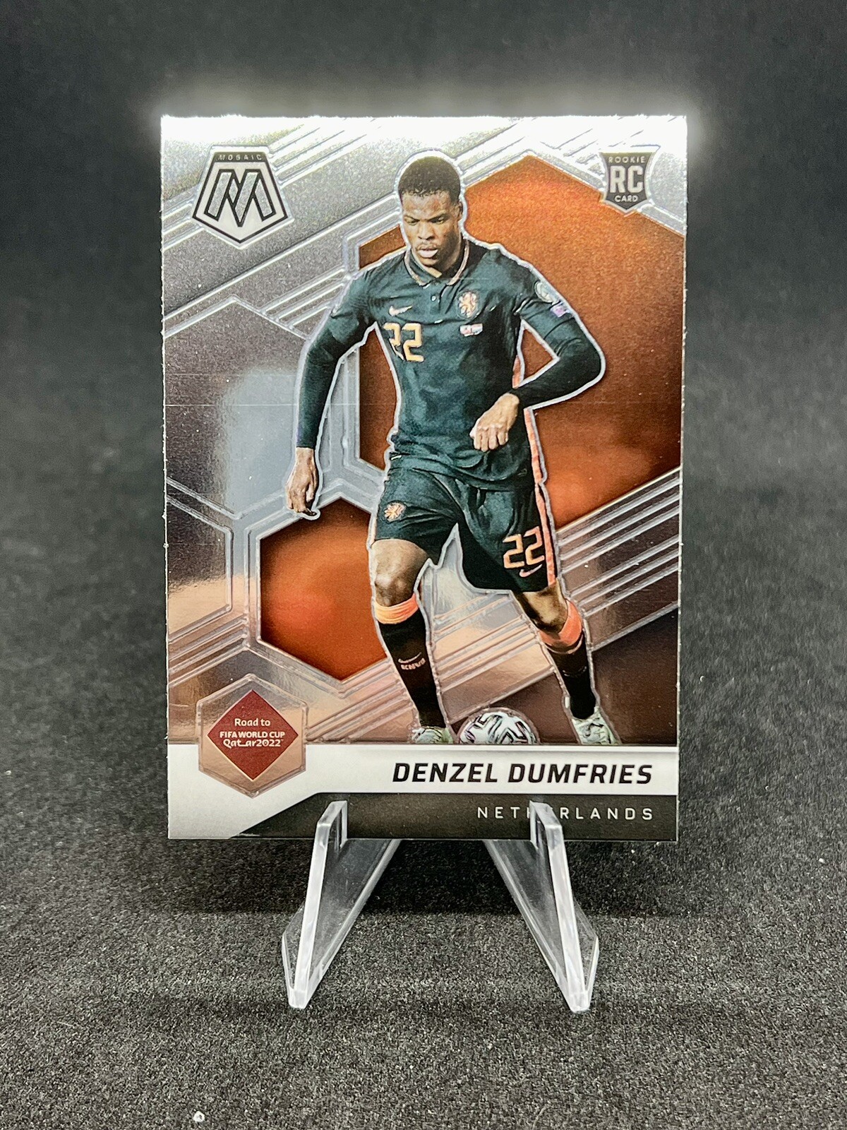 Denzel Dumfries 2021-22 Panini Mosaic FIFA Road to World Cup - #171