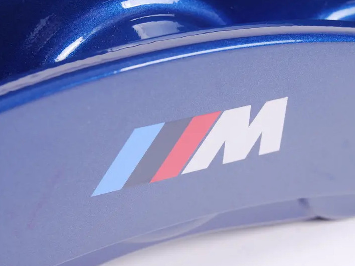 NEU BMW M6 F13 COUPE VORNE RECHTS BREMSSATTEL GEHÄUSE 34117845748 
