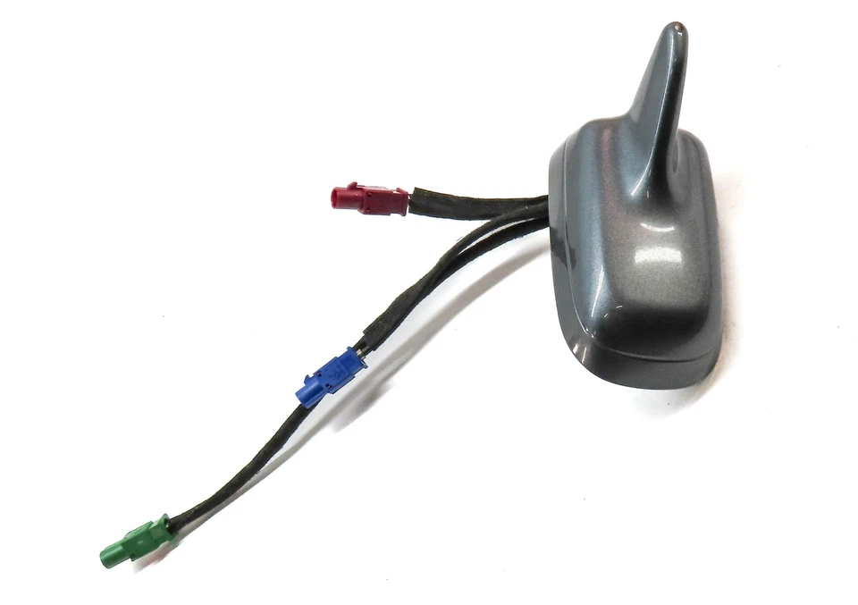 2012-2017 奥迪 SQ5 (B8 8R) 收音机立体声鲨鱼鳍天线模块(灰色) — 第 3/4 张图片