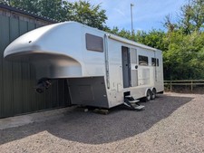Celtic Rambler 5th Wheel Race Trailer Motorsport trailer with living and ramp