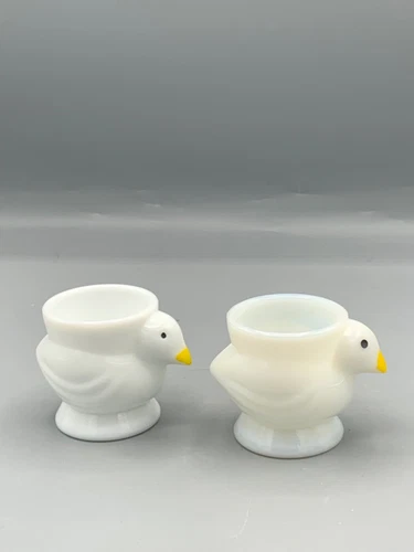 Set of 2 Vintage Milk Glass Opalex  footed Egg Cups Ducks  E-75
