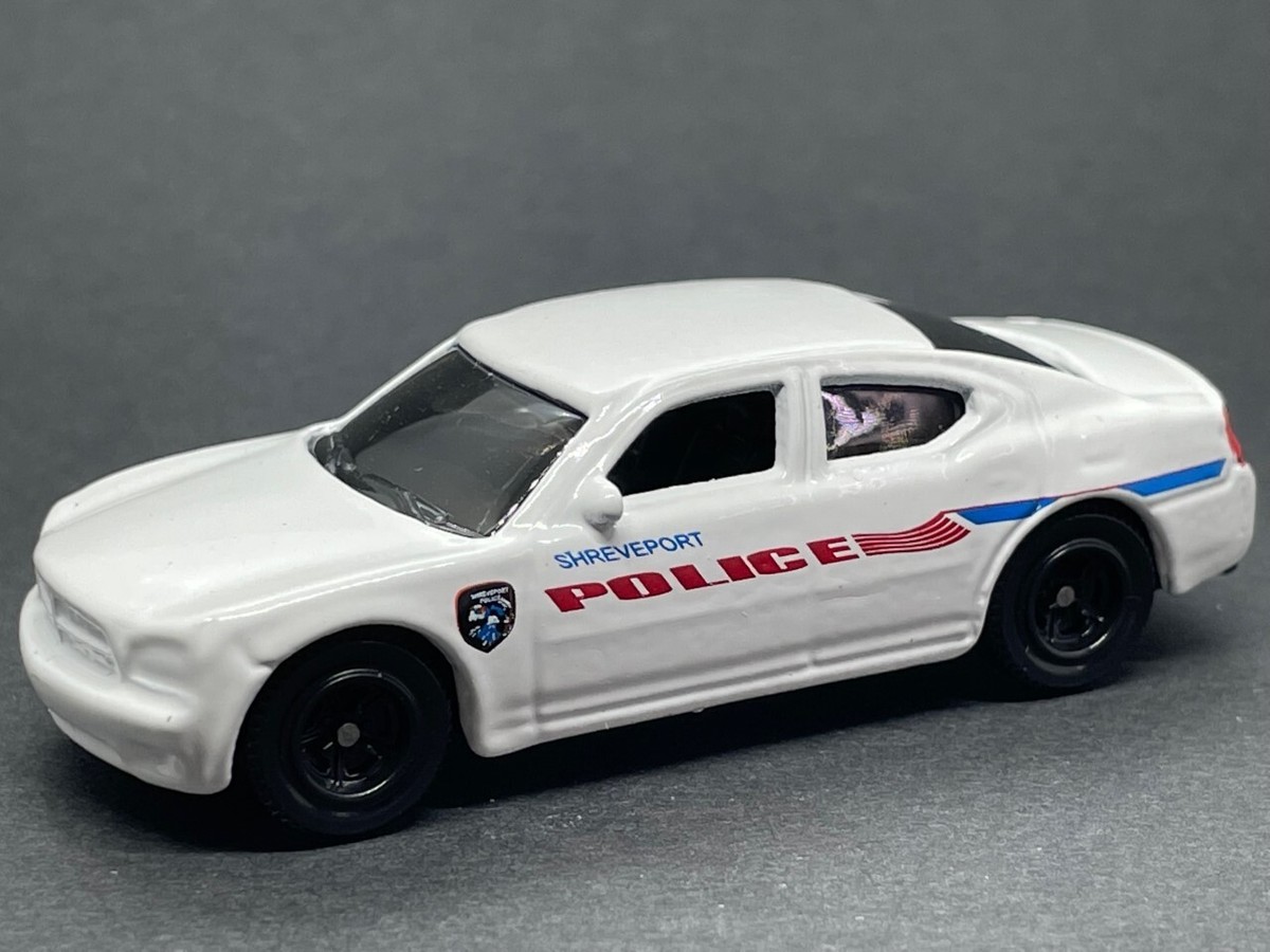 Matchbox Dodge Charger Pursuit, Blanco [KSC Security Patrol] 86/100