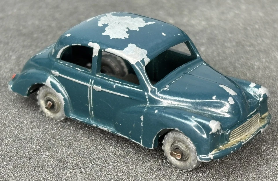 Lesney Matchbox No 46 Morris Minor 1000 - Dark Green Car Vintage 2β Inch - Image 3 of 4